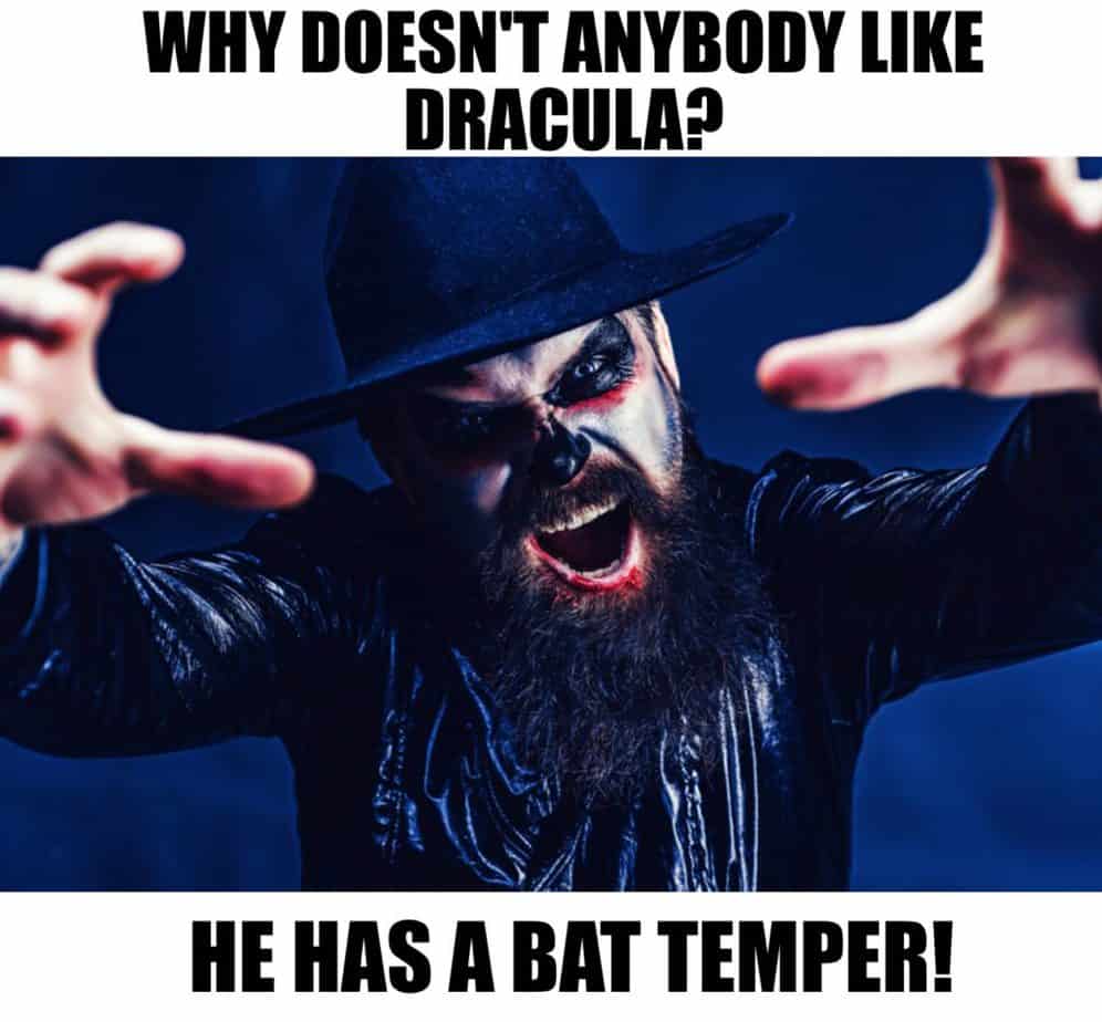 WHY DOESNT ANYBODY LIKE DRACULA HE HAS A BAT TEMPER